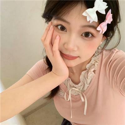 红楼梦第二部:黛玉葬花